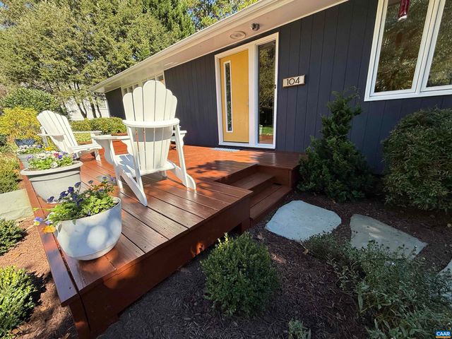 104 WILSON CT, Charlottesville, VA 22901