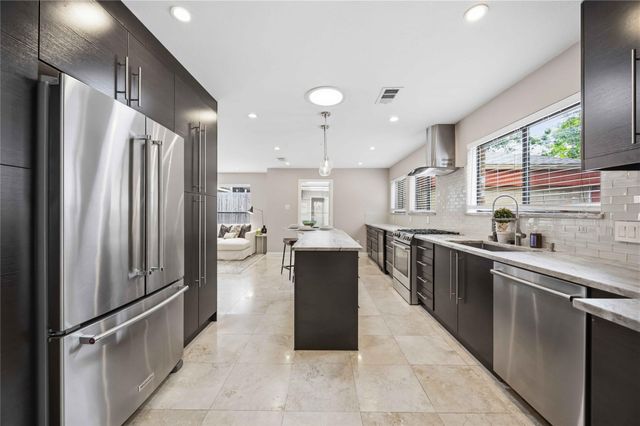 619 Rancho Bauer Drive, Houston, TX 77079