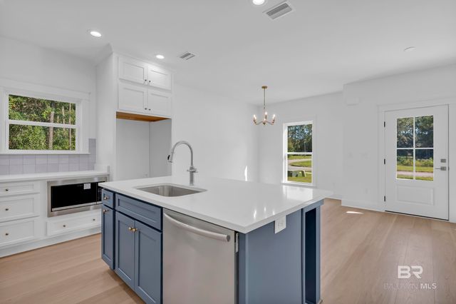 662 Oleander Street, Gulf Shores, AL 36542