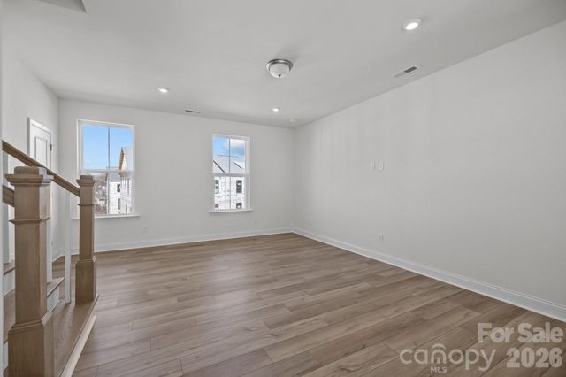 3021 Rozzelles Ferry Road, Charlotte, NC 28208