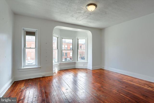 831 LINDEN AVE, York, PA 17404