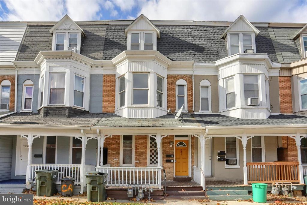 831 LINDEN AVE, York, PA 17404