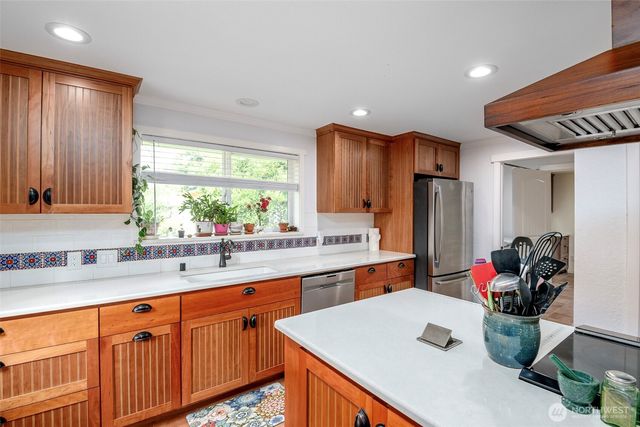 1110 13th Street SE, Puyallup, WA 98372