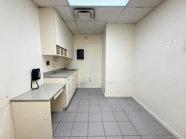 133-47 Sanford Avenue 1H, Flushing, NY 11355