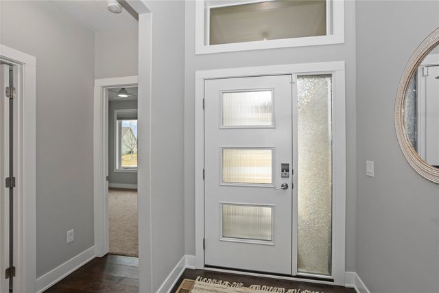 861 82nd Court, West Des Moines, IA 50266