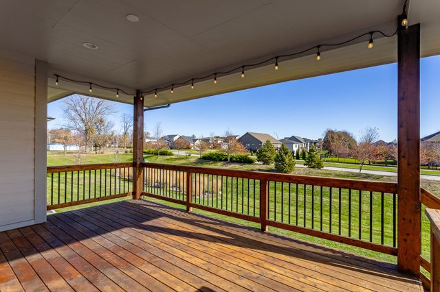 861 82nd Court, West Des Moines, IA 50266