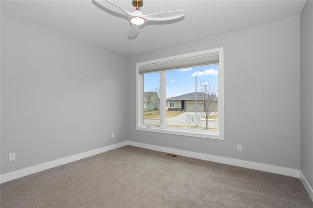 861 82nd Court, West Des Moines, IA 50266