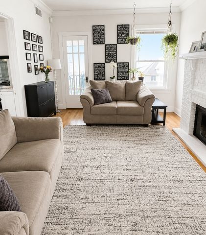 1726 W Carmen Avenue 3F, Chicago, IL 60640