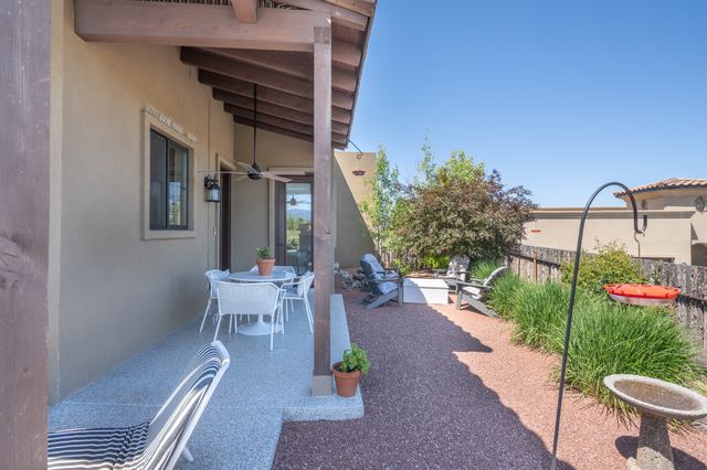 2901 Viale Court, Santa Fe, NM 87505