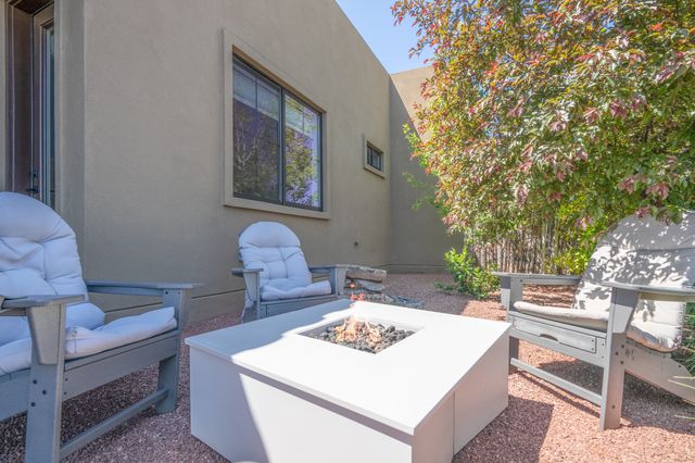 2901 Viale Court, Santa Fe, NM 87505