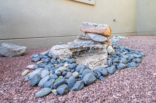 2901 Viale Court, Santa Fe, NM 87505