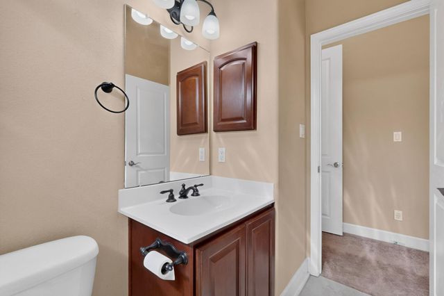 190 Zuni River Circle SW, Los Lunas, NM 87031
