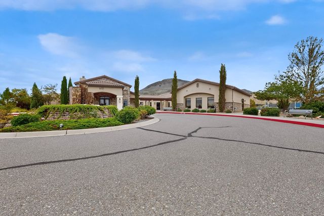 190 Zuni River Circle SW, Los Lunas, NM 87031