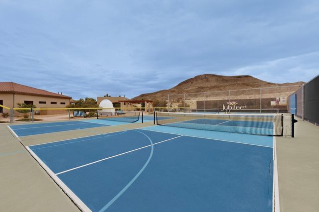 190 Zuni River Circle SW, Los Lunas, NM 87031