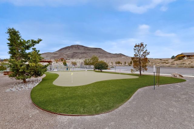 190 Zuni River Circle SW, Los Lunas, NM 87031