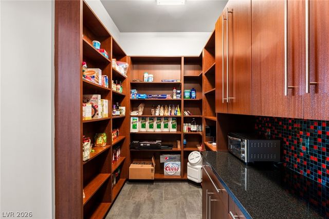 2 Castle Oaks Court, Las Vegas, NV 89141