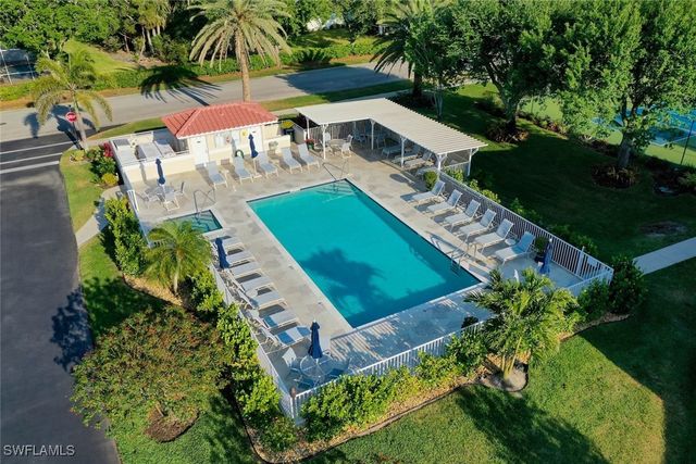 973 Hingham WAY 202, Naples, FL 34104