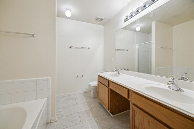 2818 Cocona Lane, Houston, TX 77073