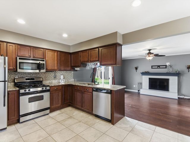 2497 Avalon Drive, Troy, MI 48083