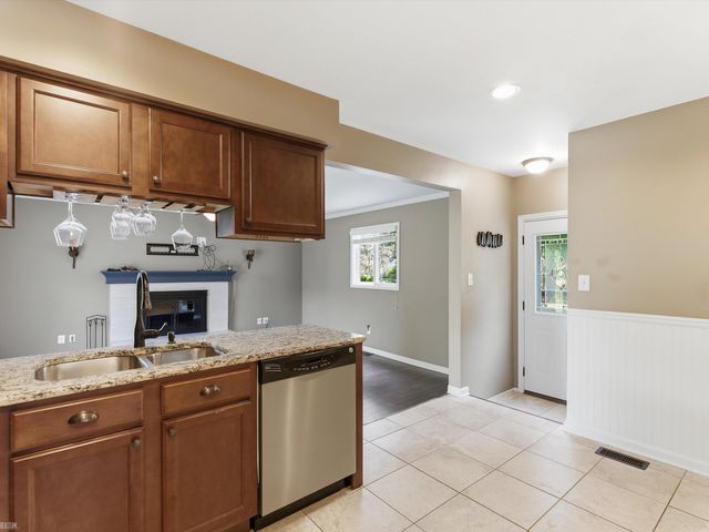 2497 Avalon Drive, Troy, MI 48083