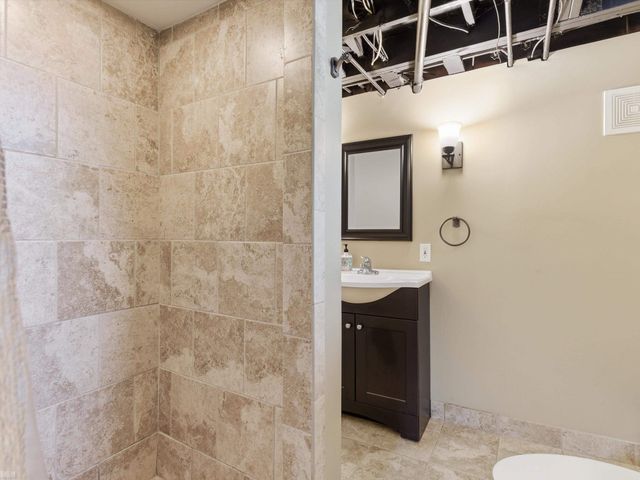 2497 Avalon Drive, Troy, MI 48083