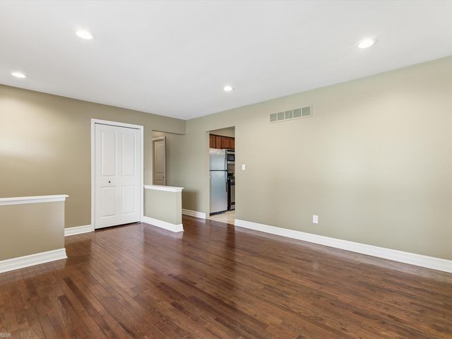 2497 Avalon Drive, Troy, MI 48083