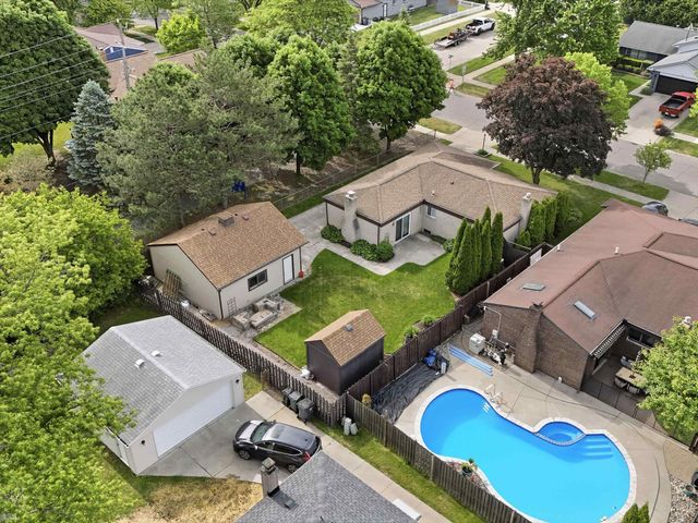 2497 Avalon Drive, Troy, MI 48083