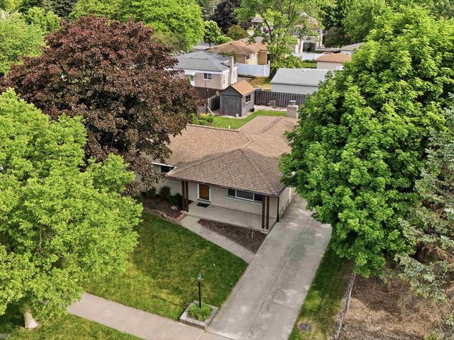 2497 Avalon Drive, Troy, MI 48083