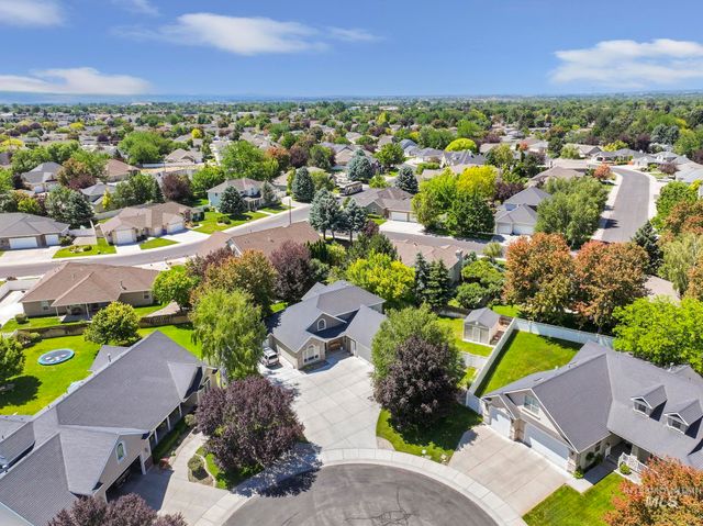 663 Cento Ct, Twin Falls, ID 83301