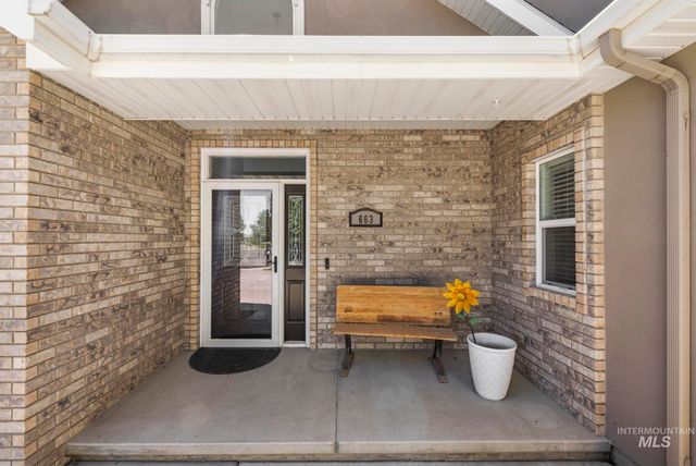 663 Cento Ct, Twin Falls, ID 83301