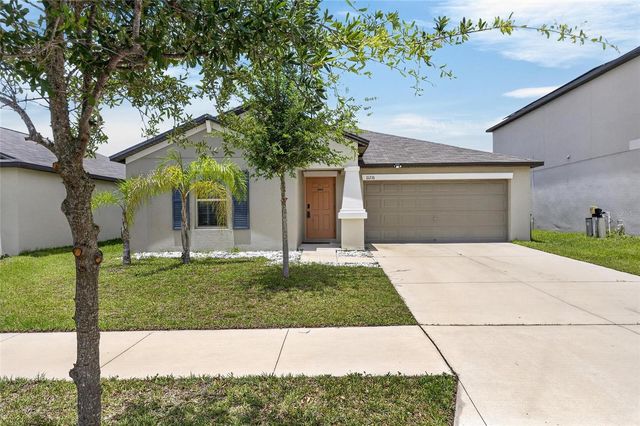 11216 KELLY GREEN AVENUE, Wimauma, FL 33598