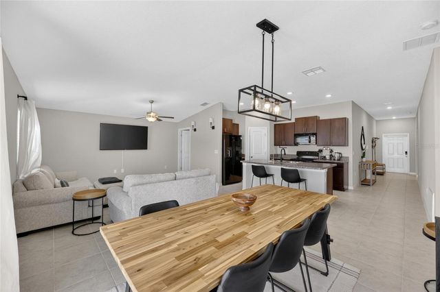 11216 KELLY GREEN AVENUE, Wimauma, FL 33598