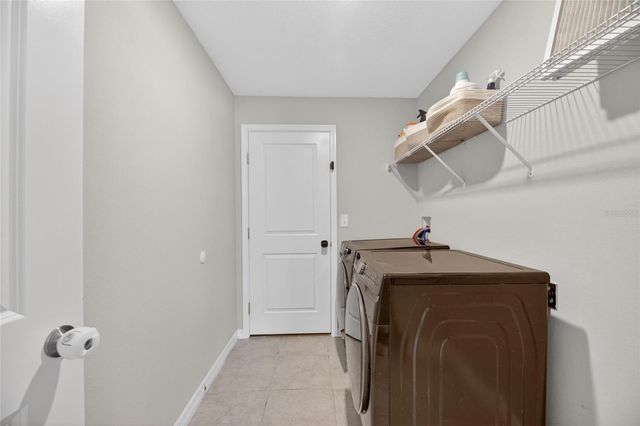 11216 KELLY GREEN AVENUE, Wimauma, FL 33598