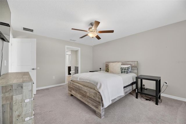 11216 KELLY GREEN AVENUE, Wimauma, FL 33598