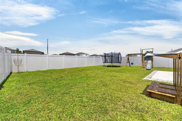 11216 KELLY GREEN AVENUE, Wimauma, FL 33598