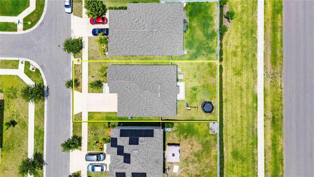11216 KELLY GREEN AVENUE, Wimauma, FL 33598