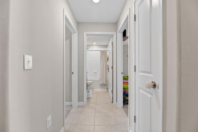 11216 KELLY GREEN AVENUE, Wimauma, FL 33598