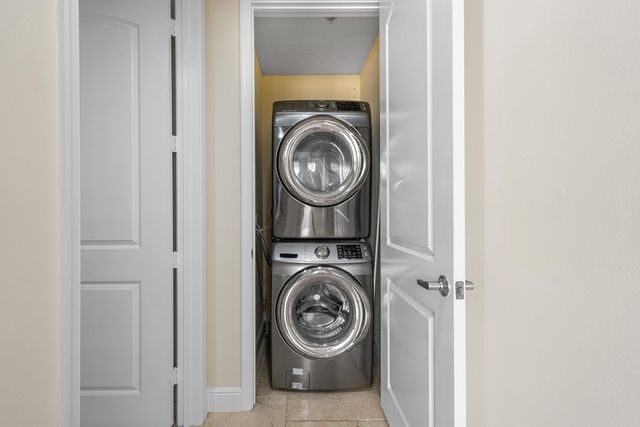 701 S Olive Avenue 2009, West Palm Beach, FL 33401