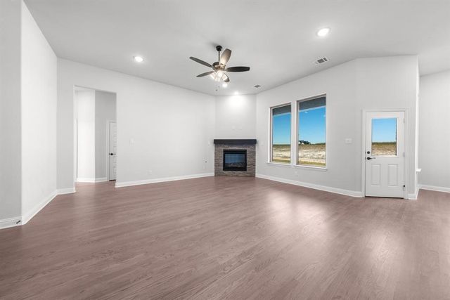 128 Lila Lake Drive, Waxahachie, TX 75165