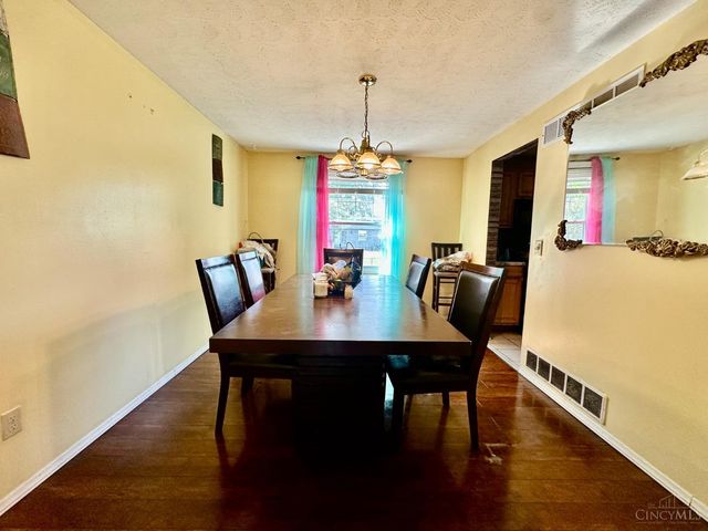 11315 Lincolnshire Drive, Forest Park, OH 45240