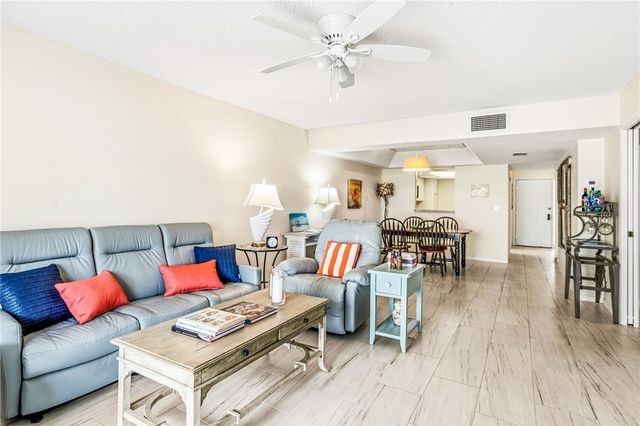 3939 Ocean Drive 208C, Vero Beach, FL 32963