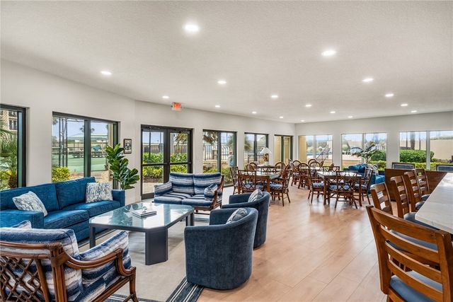 3939 Ocean Drive 208C, Vero Beach, FL 32963
