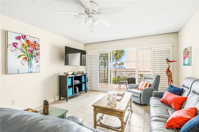 3939 Ocean Drive 208C, Vero Beach, FL 32963