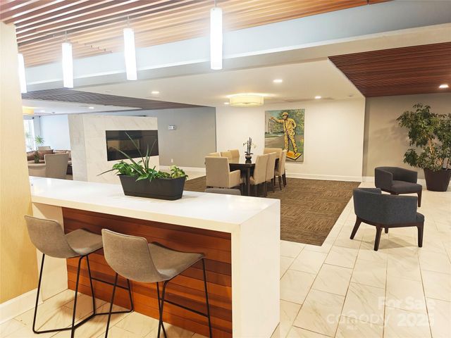 1323 Queens Road 321, Charlotte, NC 28207