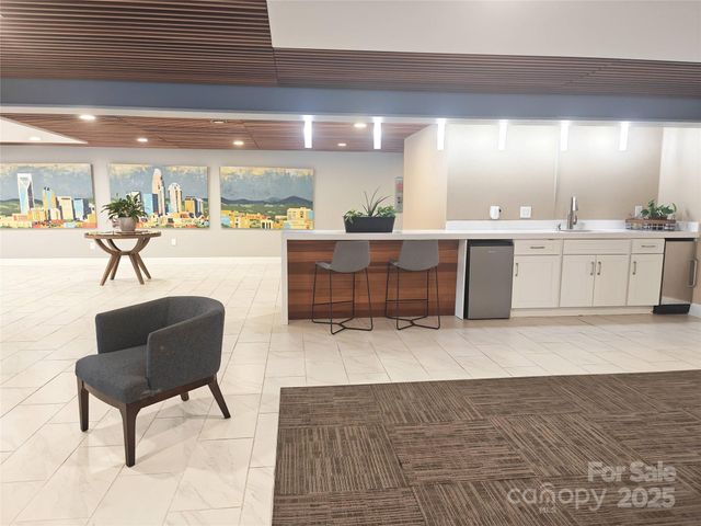 1323 Queens Road 321, Charlotte, NC 28207