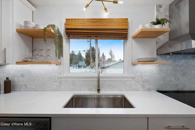 1502 E Stiner Ave, Coeur D'alene, ID 83815