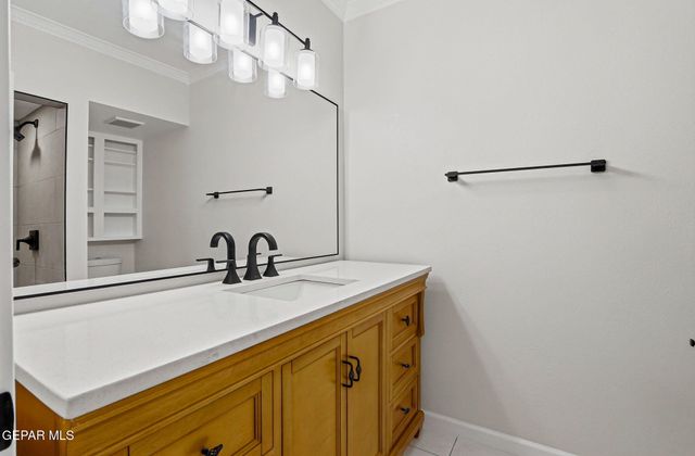 10155 ALDRIN Circle, Socorro, TX 79927