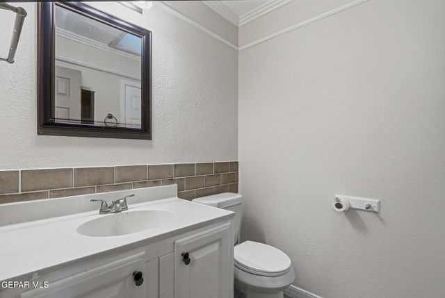 10155 ALDRIN Circle, Socorro, TX 79927