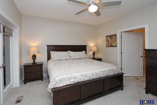 6528 Lone Tree Drive, Lincoln, NE 68512