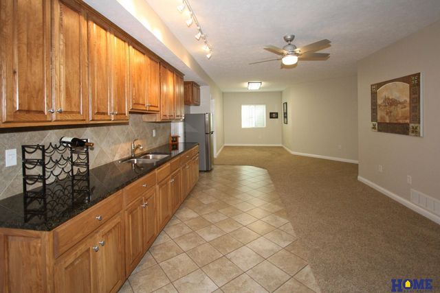 6528 Lone Tree Drive, Lincoln, NE 68512